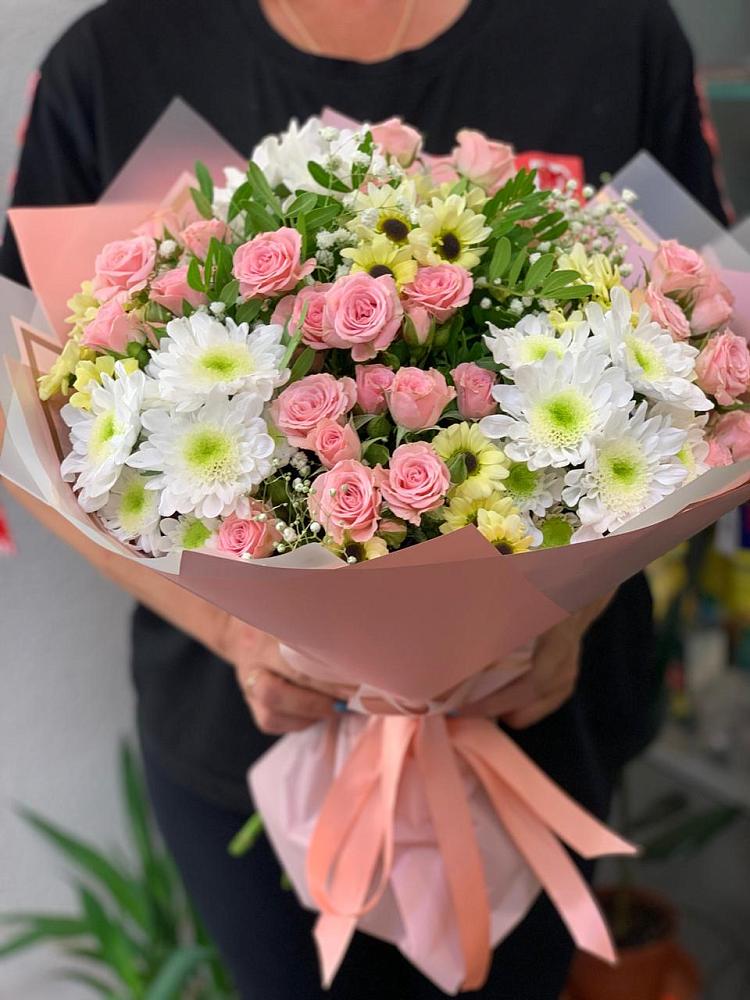 Букет цветов из: Розы и Хризантемы в Пыталово