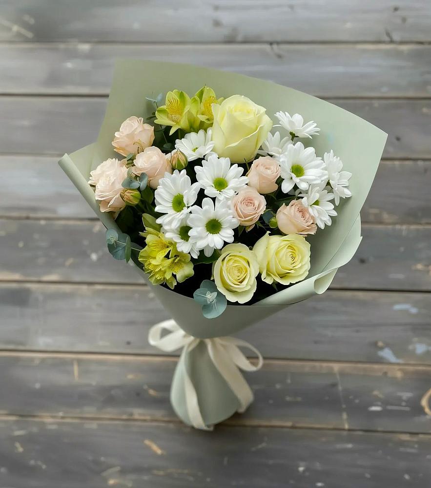 Букет цветов из: Альстромерии, Розы и Хризантемы в Пыталово