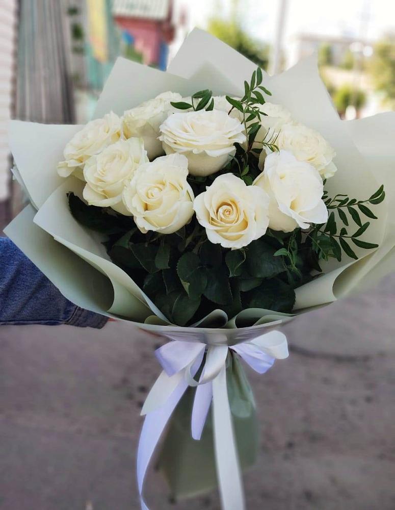 Букет Белые розы Проуд в Пыталово