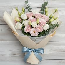 Букет цветов из:  Лизиантусы в Пыталово