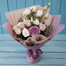 Букет цветов из:  Розы и Лизиантусы в Пыталово