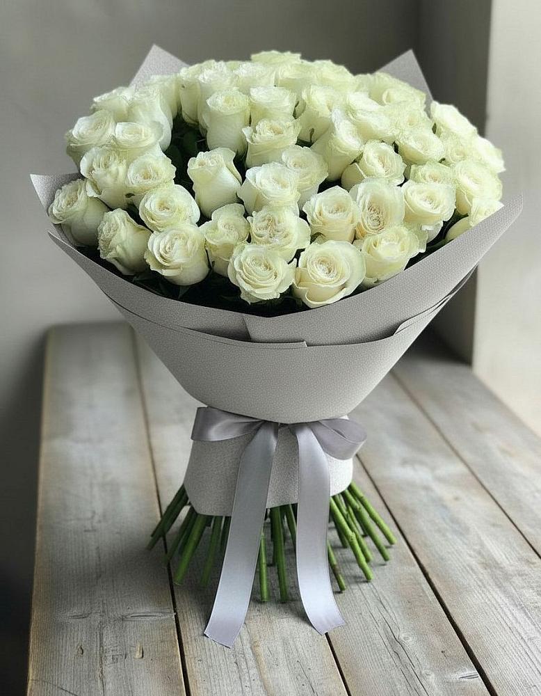 Букет 35 Белых роз в Пыталово