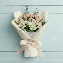 Букет цветов из:  Альстромерии в Пыталово