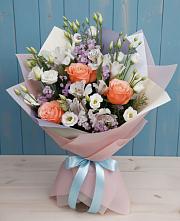 Букет цветов из:  Лизиантусы, Розы, Альстромерии и Гипсофила #REPLACE_PRED# Пыталово