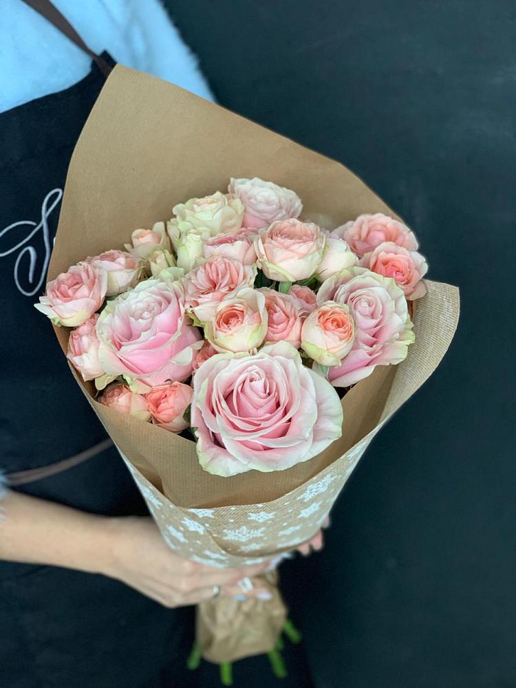 Букет цветов из: Хризантемы и Розы в Пыталово