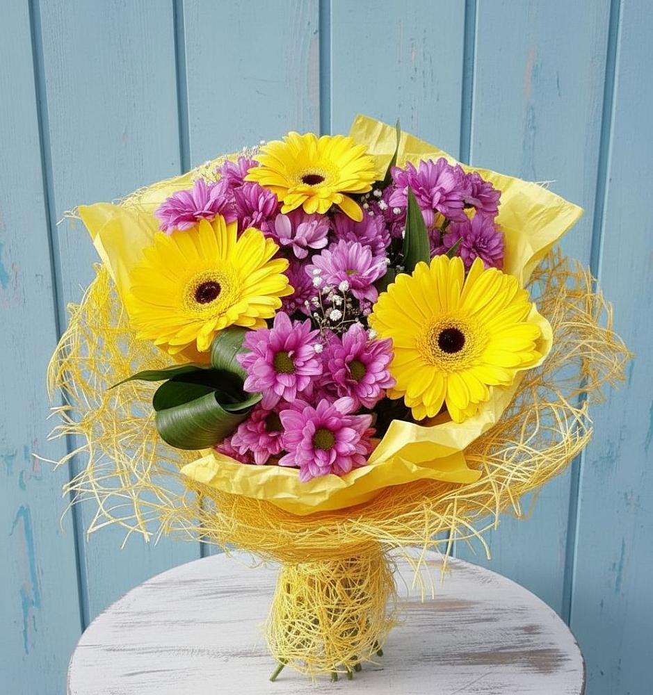 Букет цветов из: Хризантемы и Герберы в Пыталово